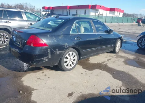 2006 Honda Accord 3.0 Ex from USA, damaged, VIN 1HGCM66556A053823